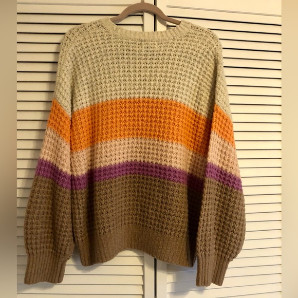 Multicolored Colorblock Sweater - Universal Thread - Picture 4 of 6